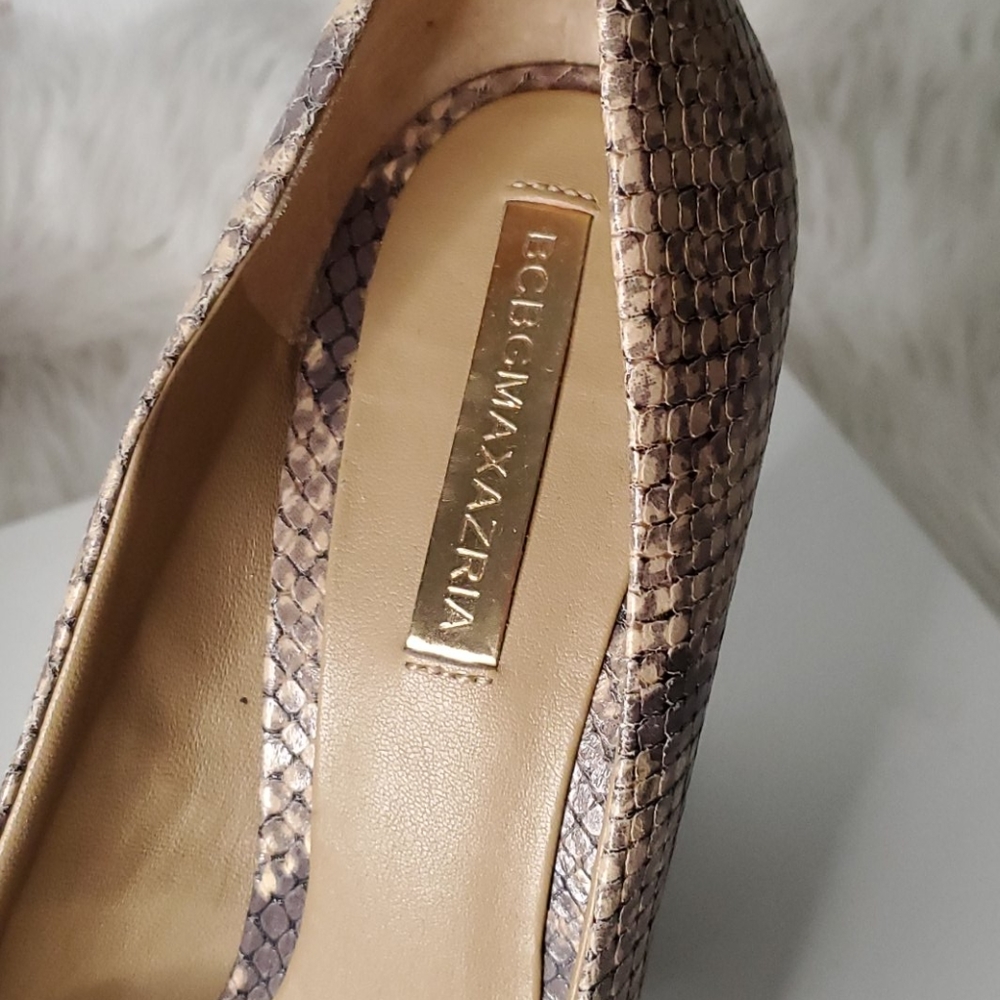 Peep toe pumps - Picture 7 of 8
